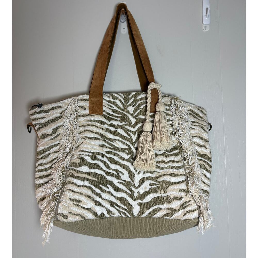 Macchia di Ruggine 20 x 12 Casa Tiger Motif Boho Fringe Zip Top Tote EUC